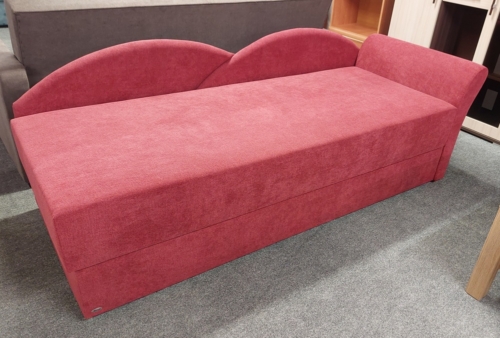 Voodi Bari Tartu poes