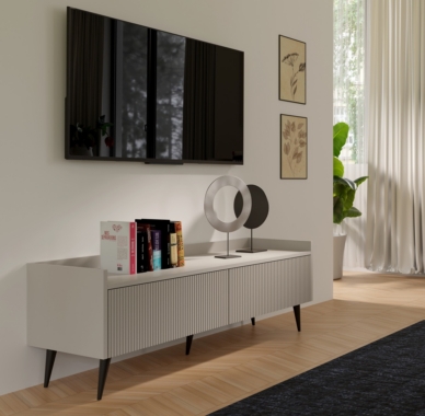 Tv-alus Ademo 7, kašmiir